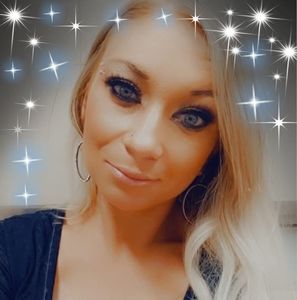 Meet your Posher, Carrie